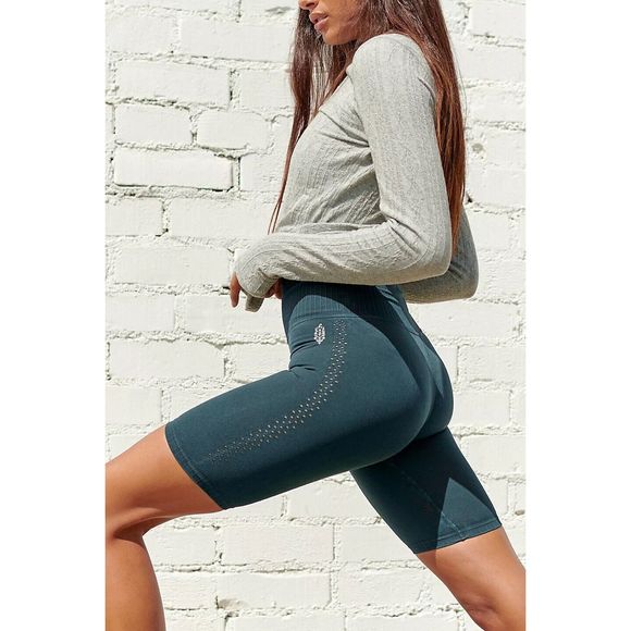 Free People Movement Good Karma Bike Shorts Size M/L - Picture 2 of 8